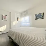 3bdr Design 125sqm 3 Min To Finikoudes * Larnaca