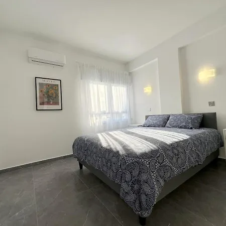 Lejlighed 3bdr Design 125sqm 3 Min To Finikoudes Larnaca