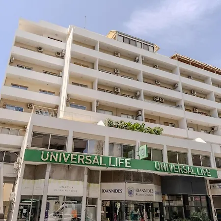 3bdr Design 125sqm 3 Min To Finikoudes Apartmán