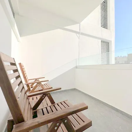 3bdr Design 125sqm 3 Min To Finikoudes Apartmán Larnaca
