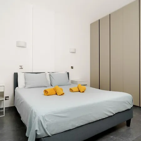 3bdr Design 125sqm 3 Min To Finikoudes Lägenhet Larnaca