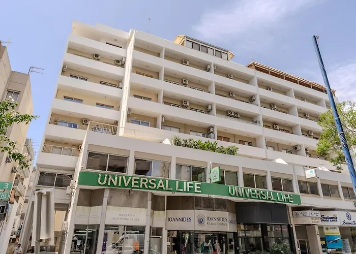 Rendezvous 3 Bedroom Flat アパート