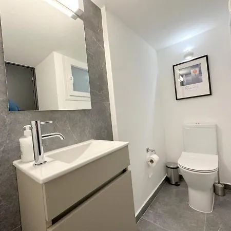 Apartament 3bdr Design 125sqm 3 Min To Finikoudes